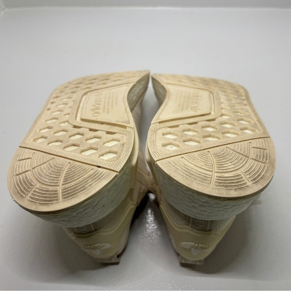 Adidas NMD R1 Wonder White Running Shoes Women's size 8.5 - Picture 9 of 10